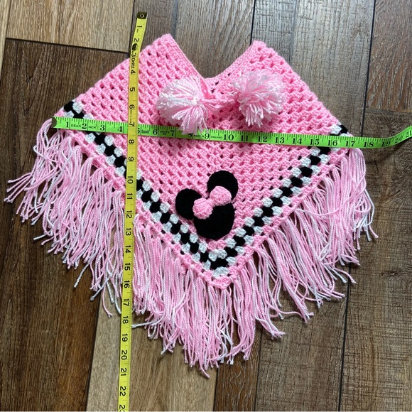 Handmade Knit and Fringe Poncho Size Ages 2-5 Years - Picture 5 of 5